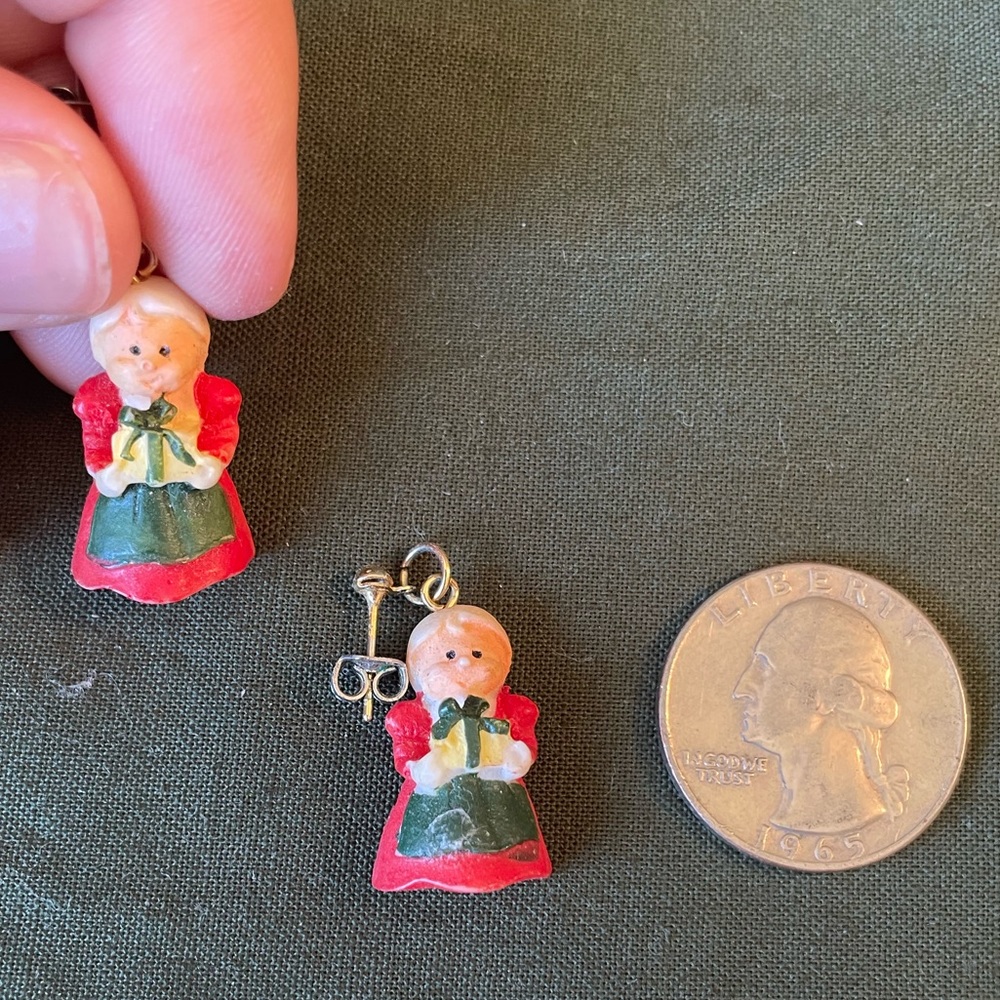 Mrs. Claus earrings